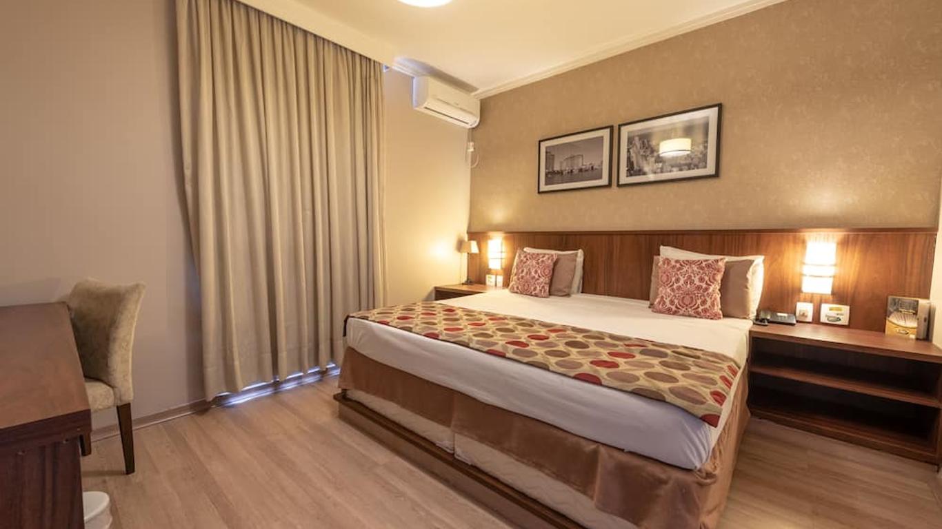 Class Hotel Varginha