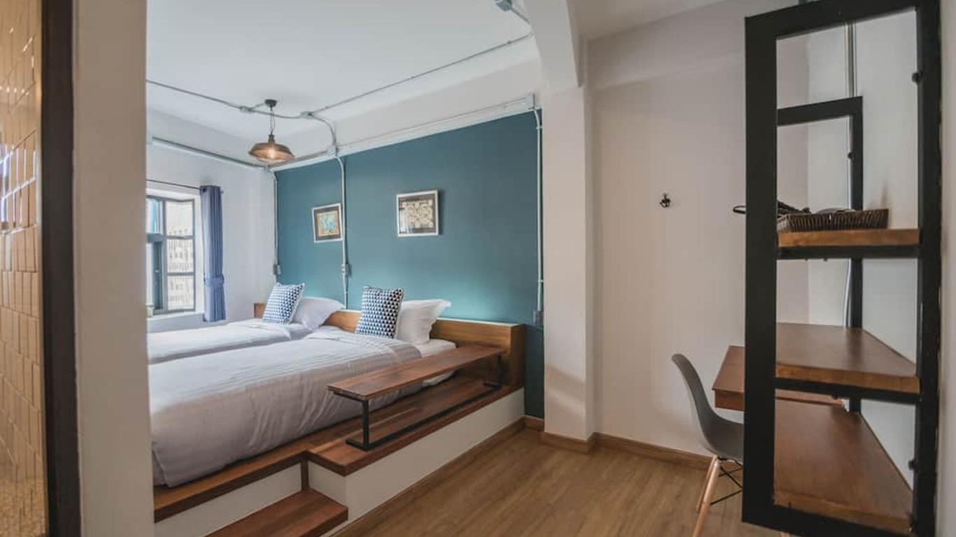 Chernchan Hostel