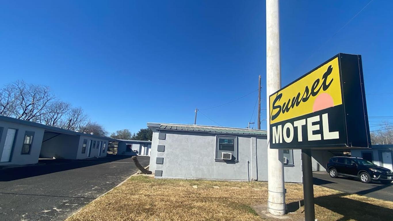 Sunset Motel