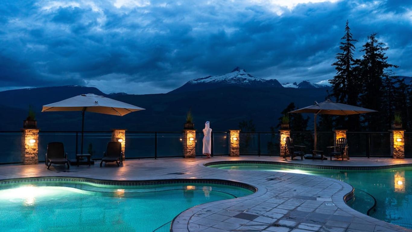 Halcyon Hot Springs Resort