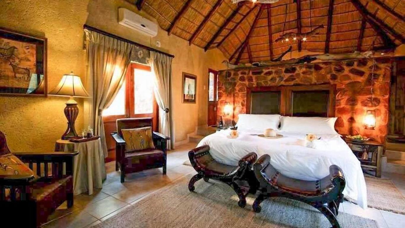 Zenzele River Lodge
