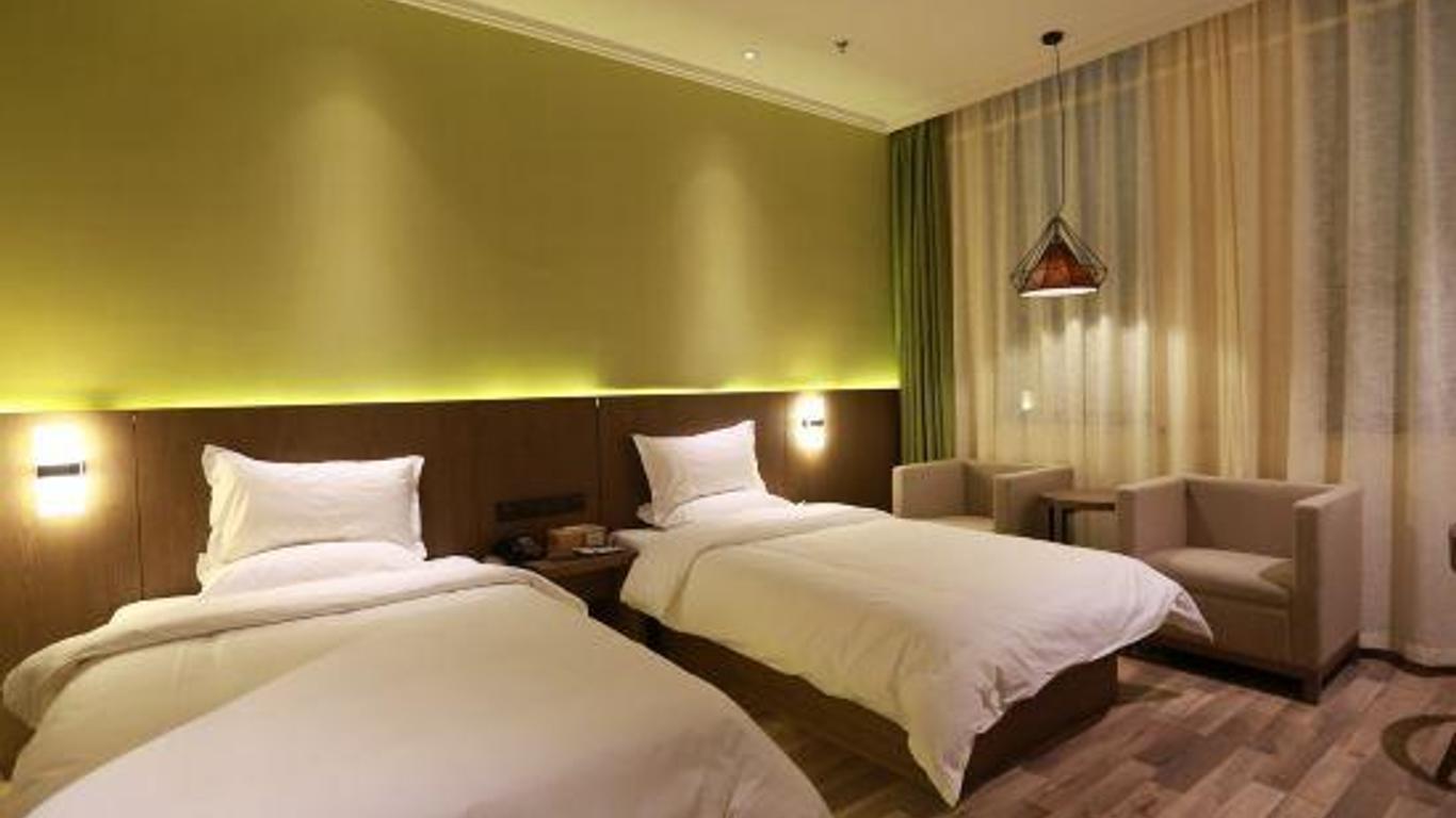 Starway Hotel Urumqi Railway Bureau Metro Station