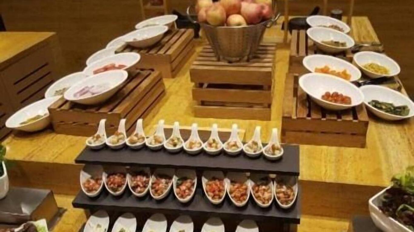 Hotel Radha