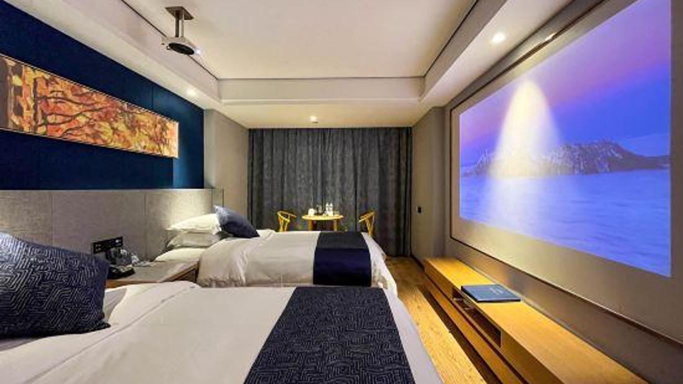 Raspberry Boutique Hotel (Lanzhou Center High-speed Railway West Railway Station)