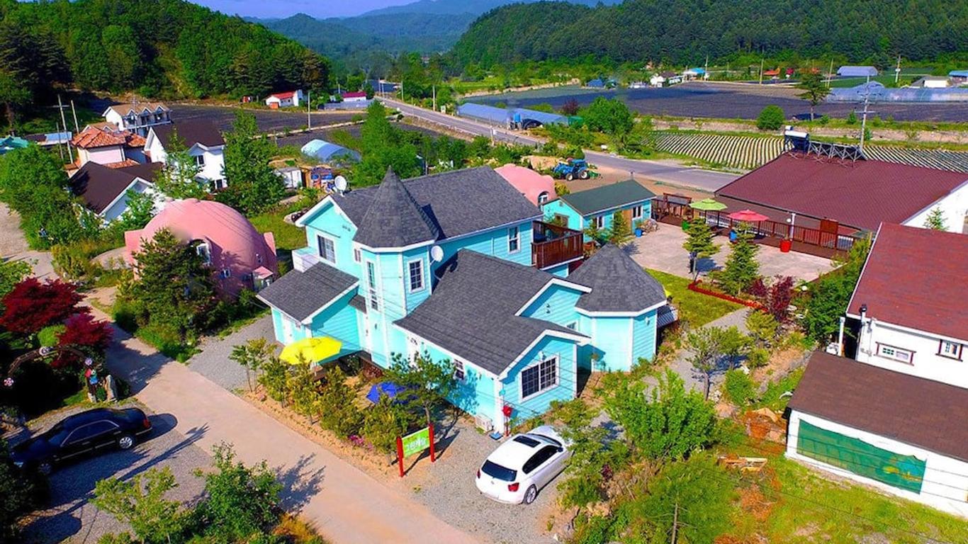 Pyeongchang Green Castle Pension