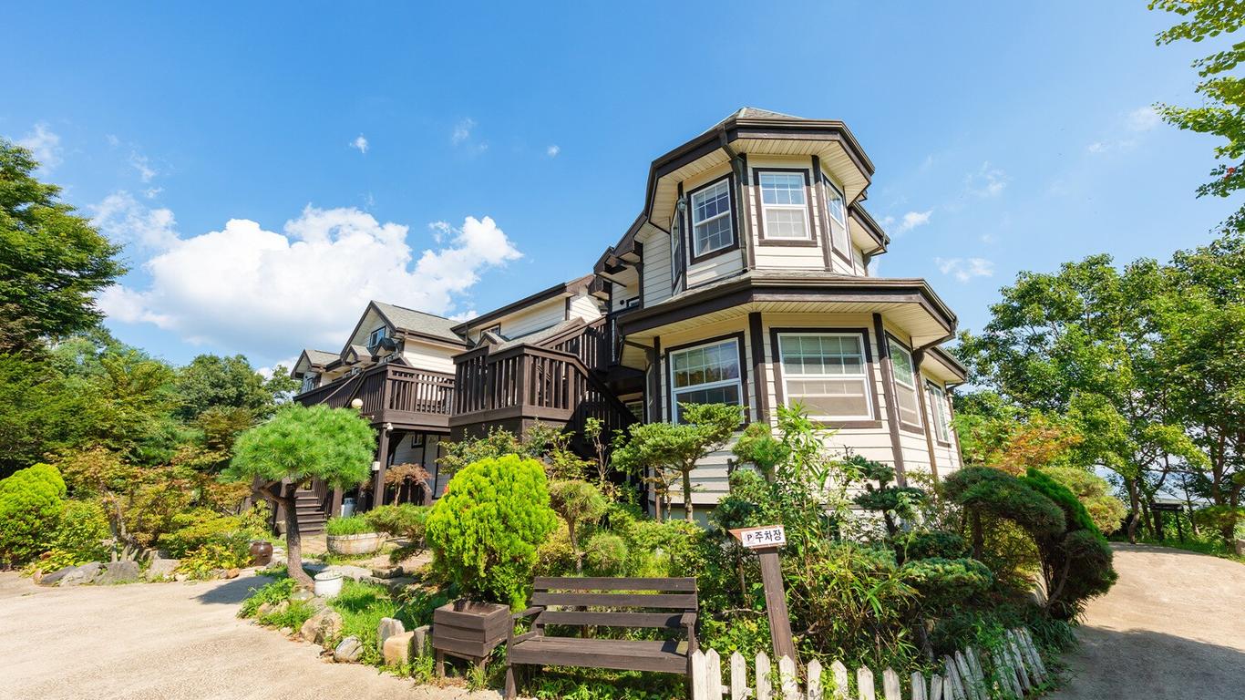 Ganghwa Teo Pension