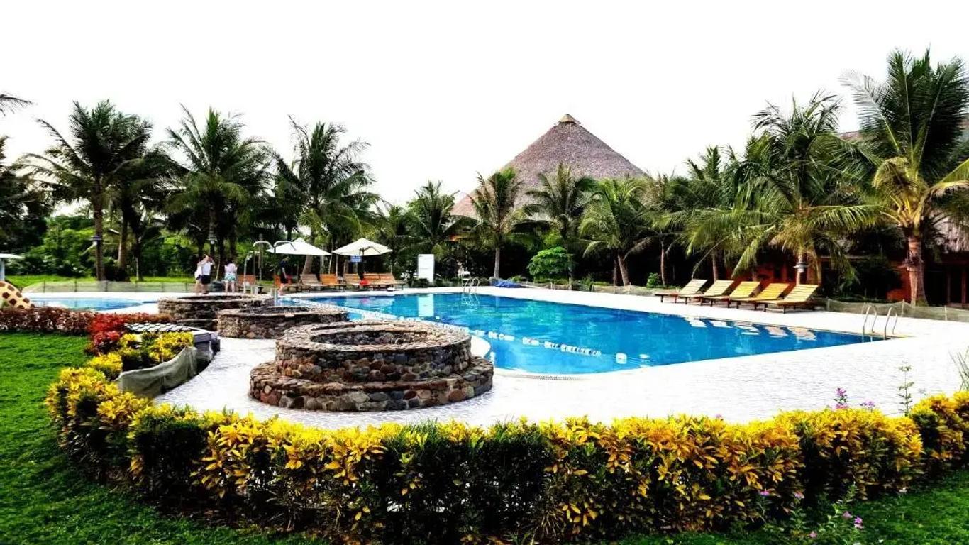 Cucphuong Resort