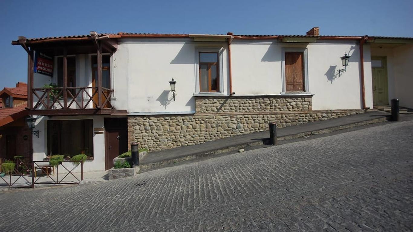 Lelis Guest House