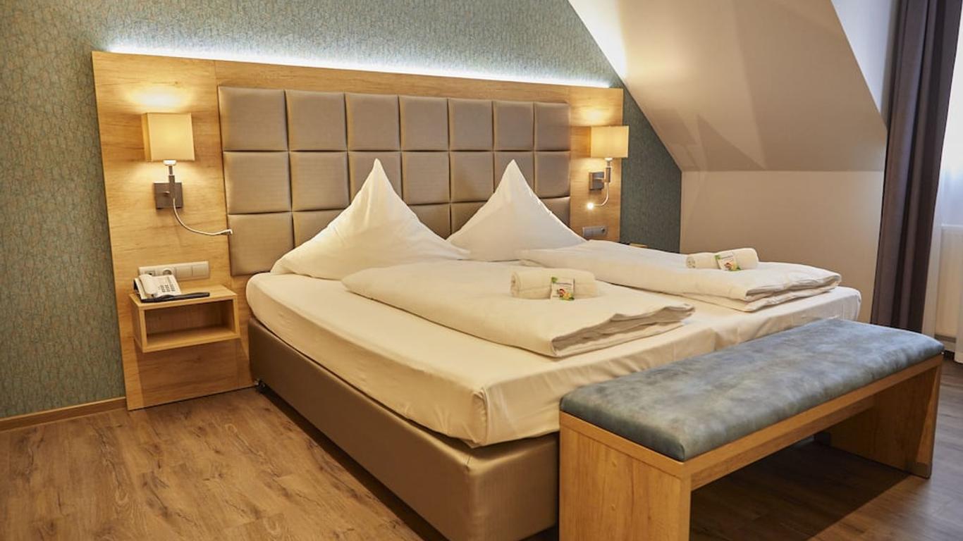 Bernstein Acamed Resort