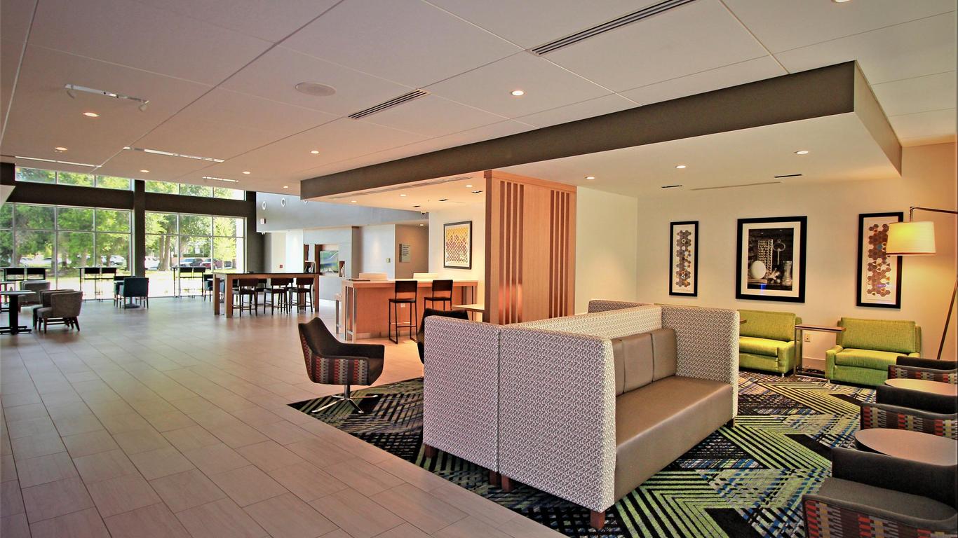 Holiday Inn Express & Suites Ocala