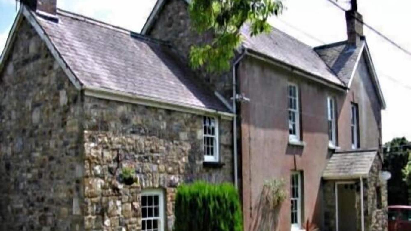 Llysyfran Farm B&B