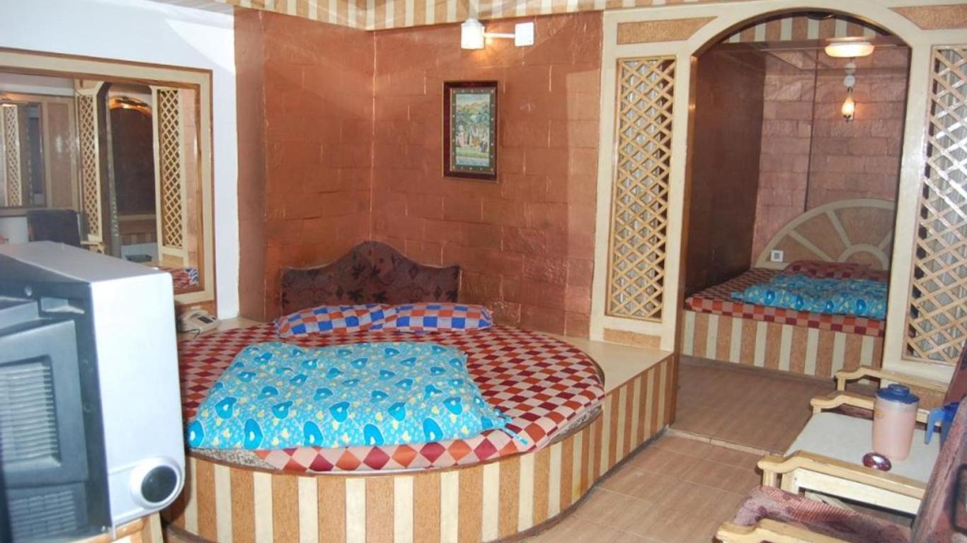 Hotel Gulmarg Regency