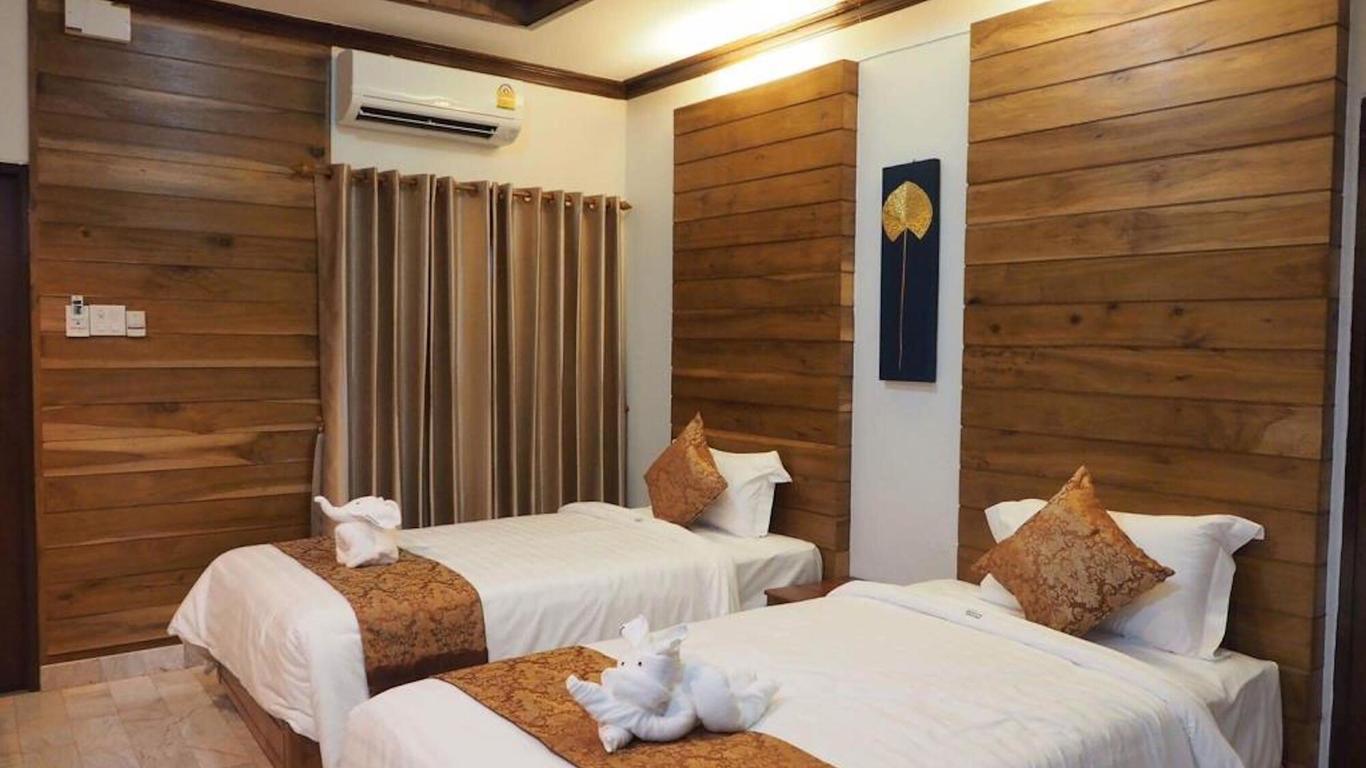 Khum Sai Ngam Hotel & Resort