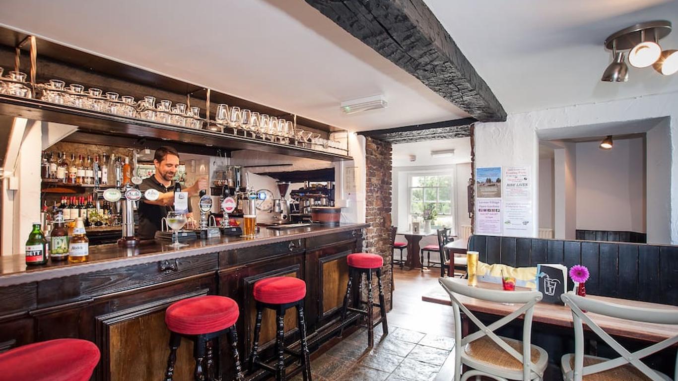 The Hare and Hounds, Levens