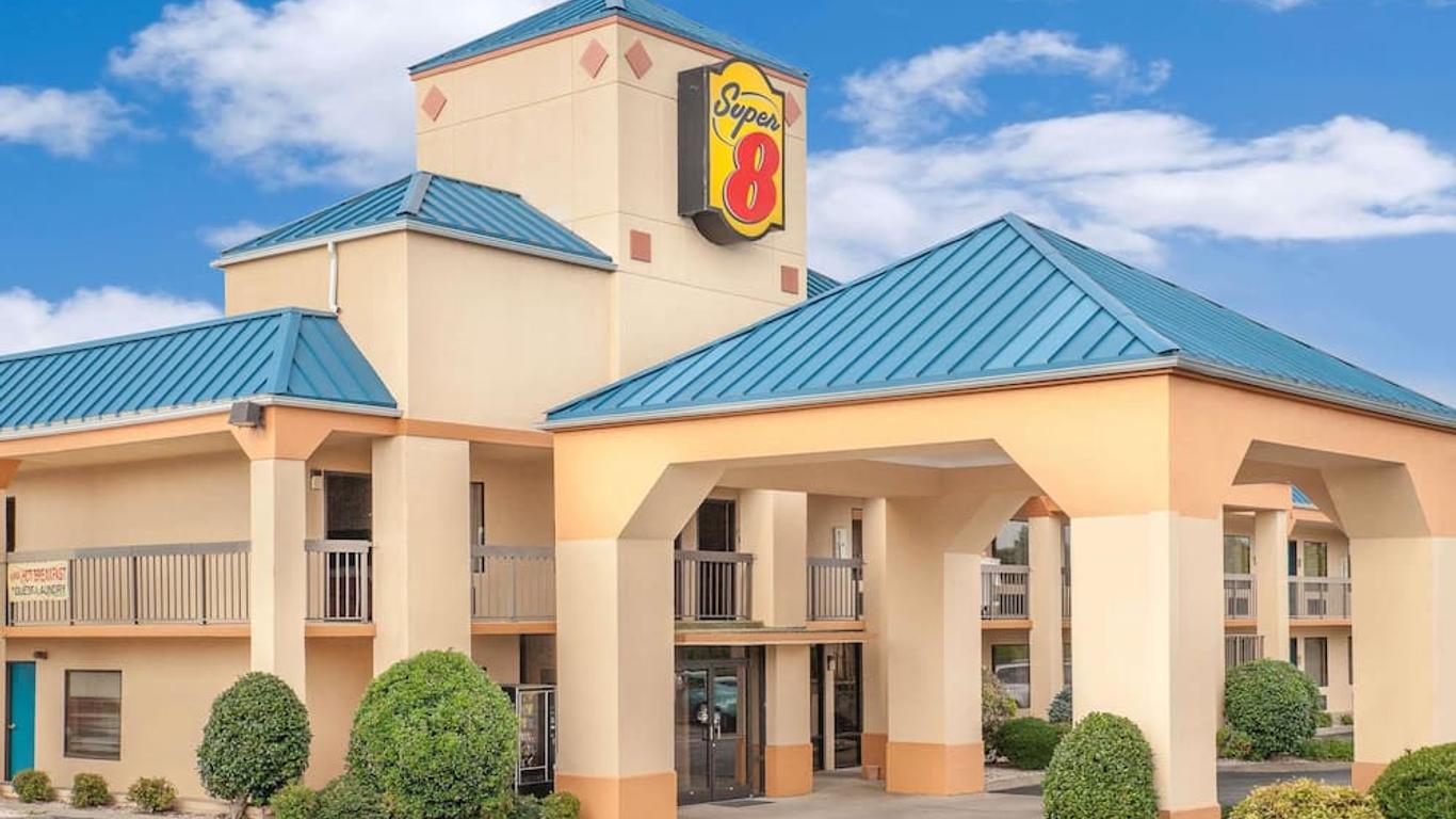 Super 8 by Wyndham Bulls Gap Greeneville Area