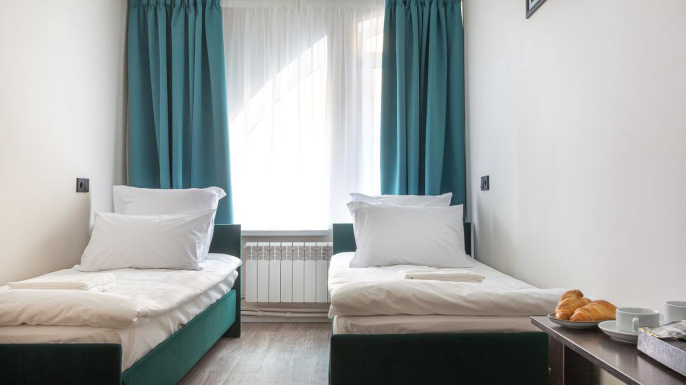 Hostel 338