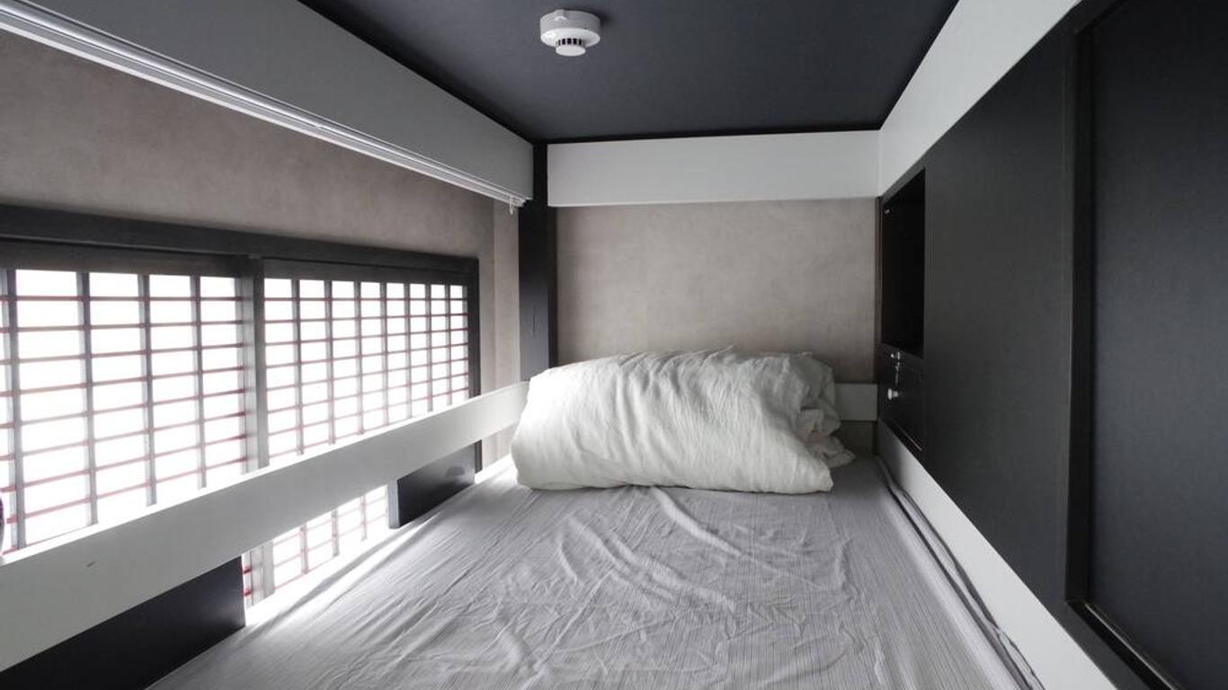 Sora Hostel
