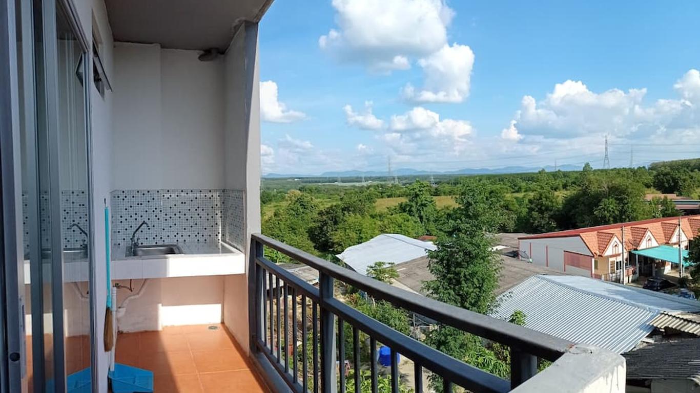 Room 9 Residence