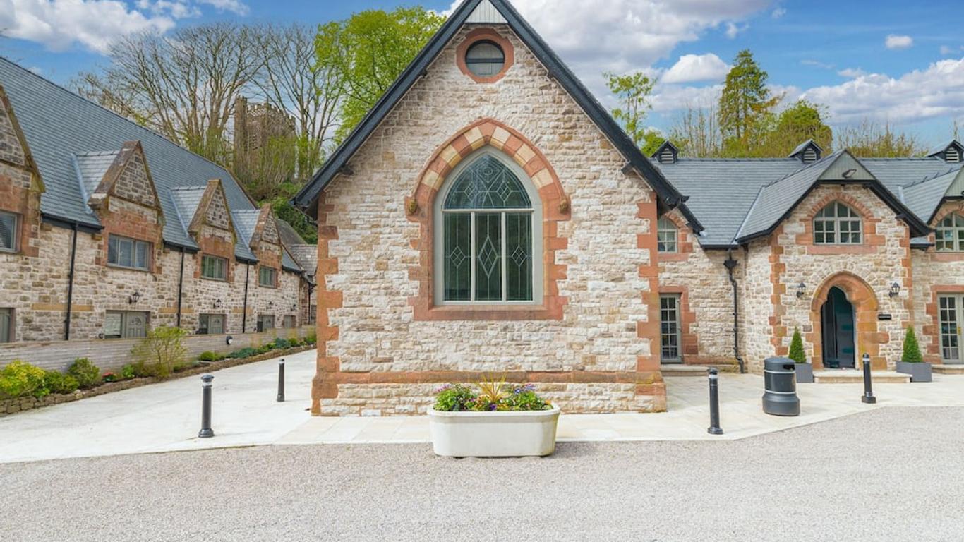 Chequers Lodge- Dalton-In- Furness- Self