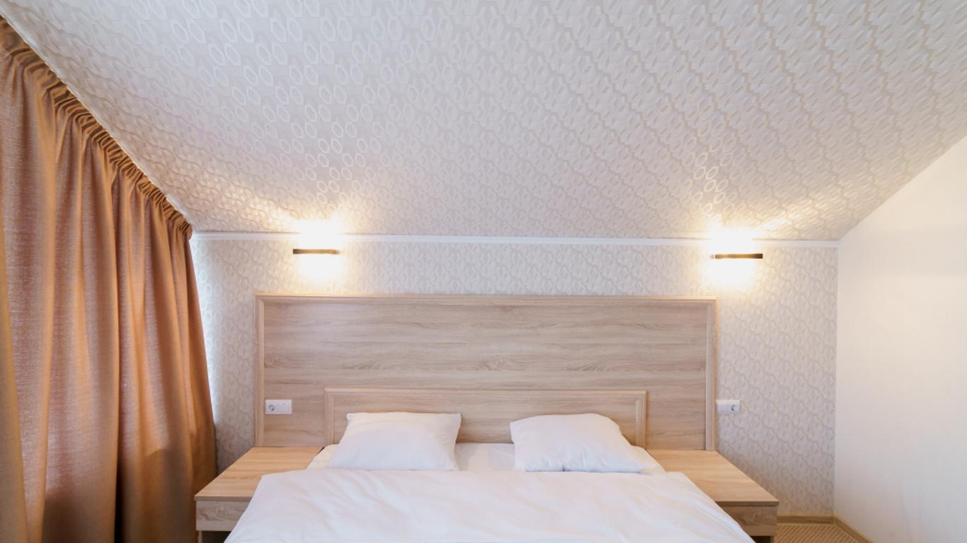 Hotel Balmont