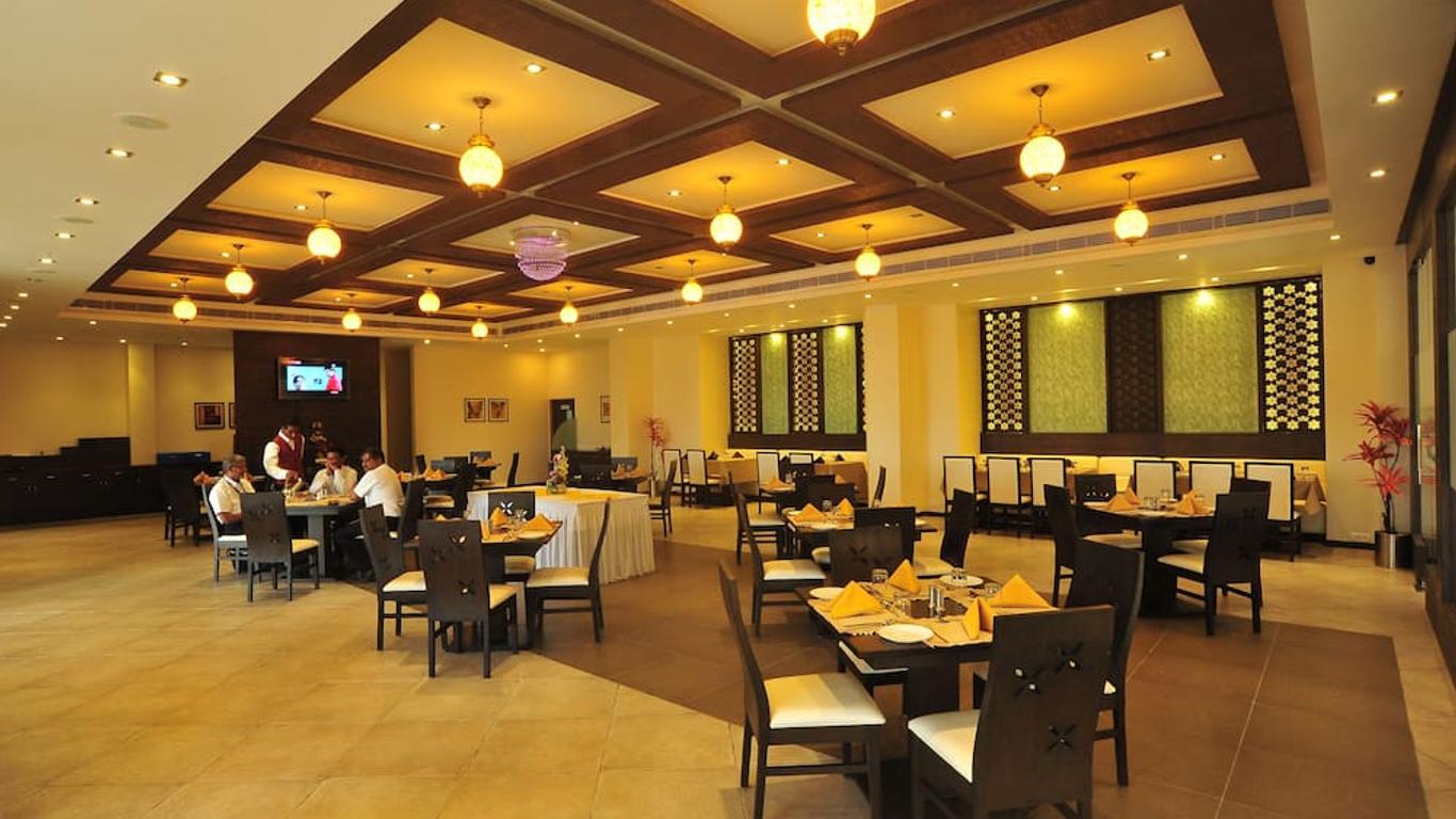 Le Tokyo Hotel Sanand