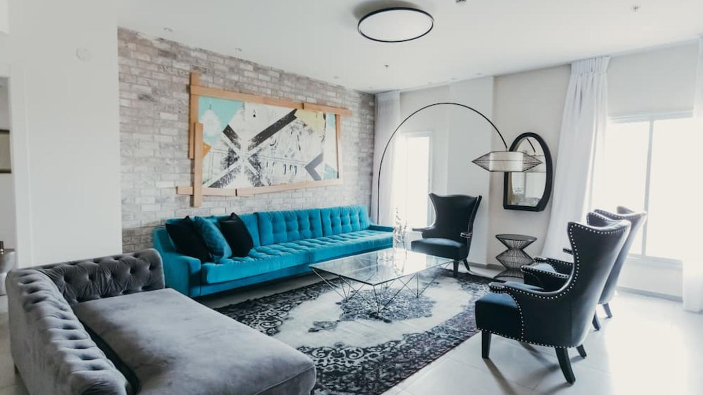 Adva Boutique Hotel