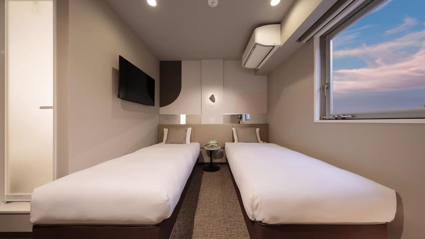 Tennoji Crystal Hotel