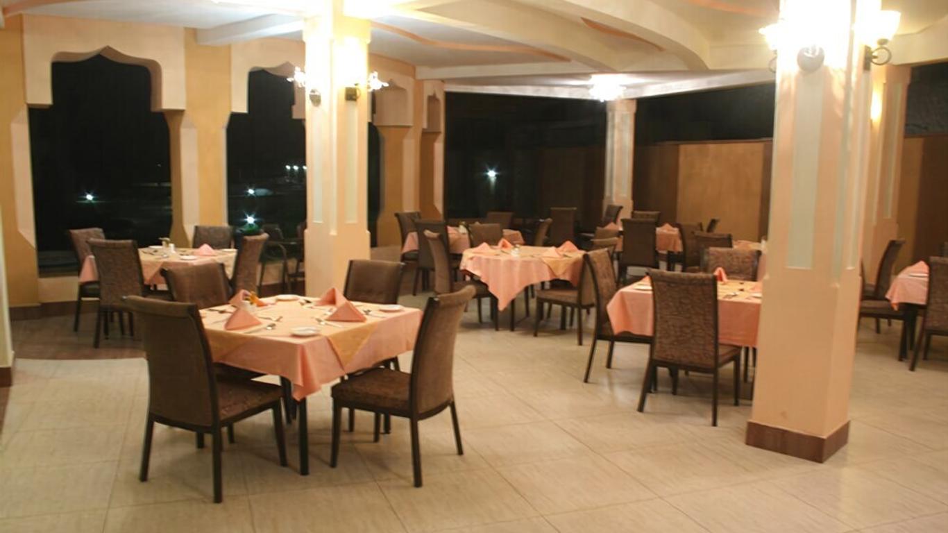 Eden Beach Resort & Spa