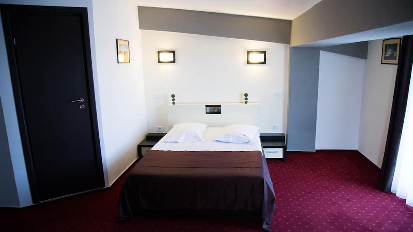 Gp Hotel