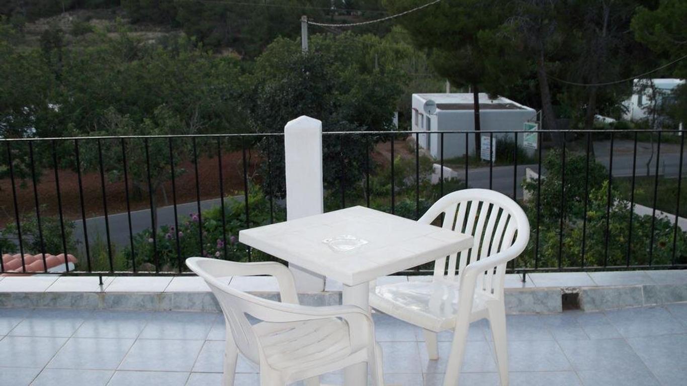 Pension Las Tres Golondrinas