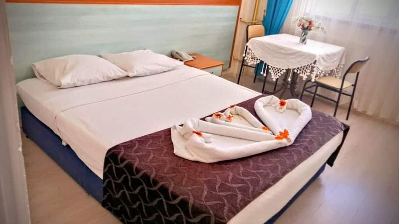 Uyum Hotel