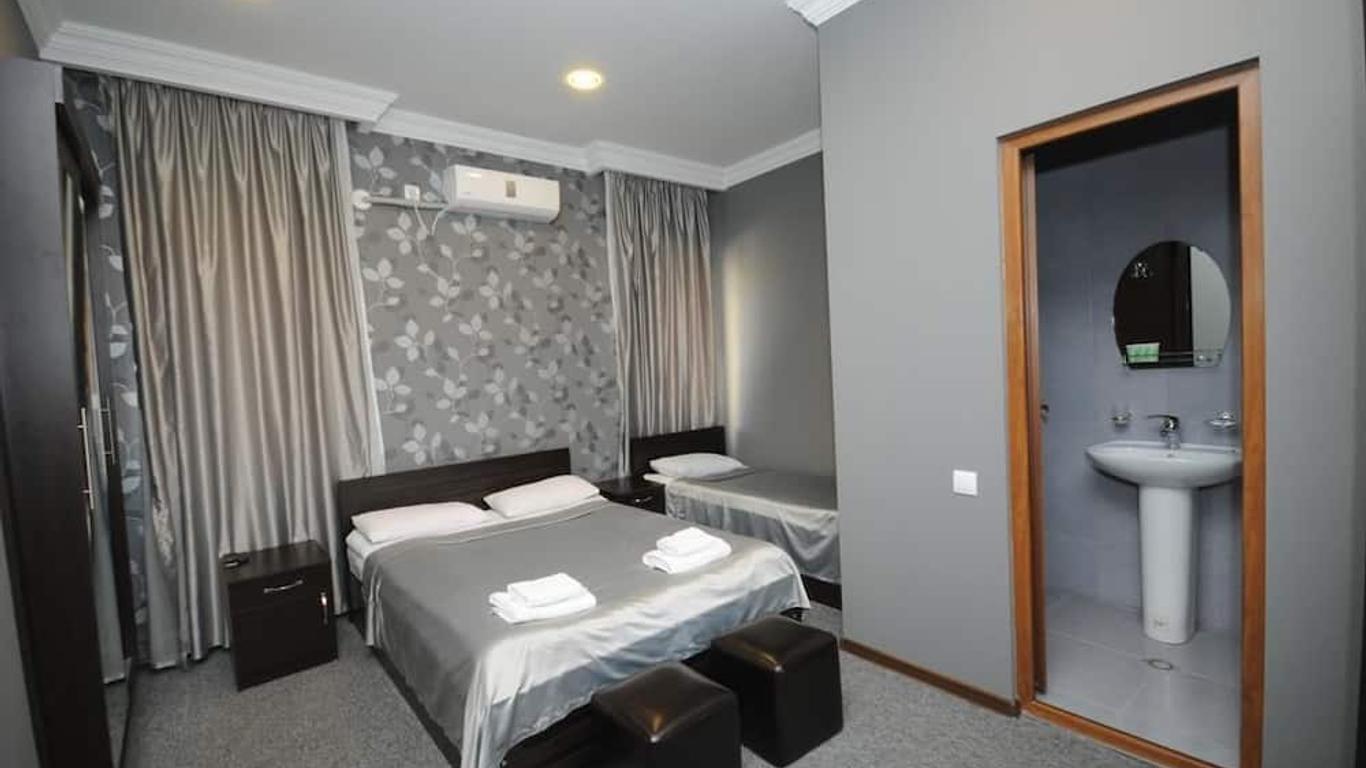 7 Rooms