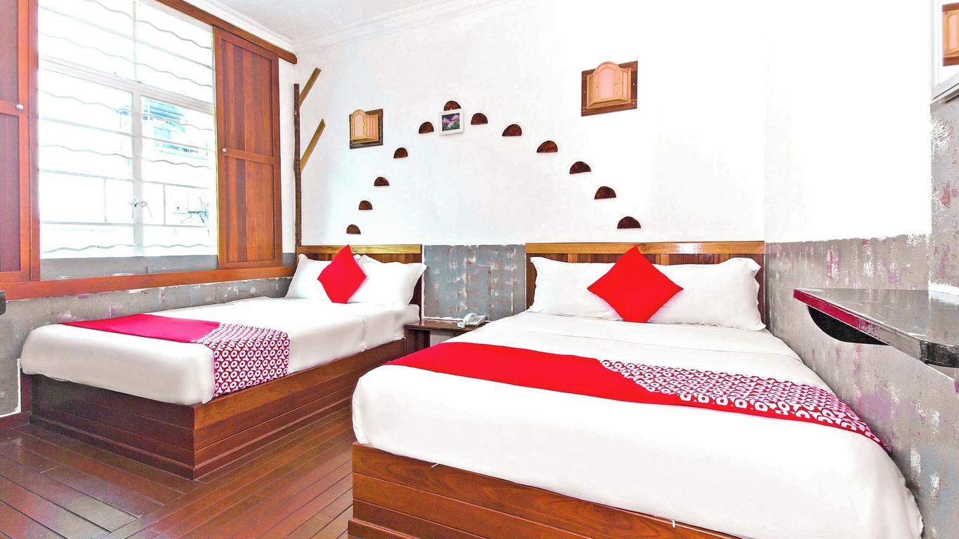 OYO 210 Hotel Five 2