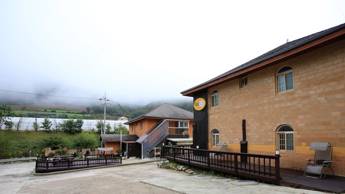 Daegwanryeong Egg Guesthouse