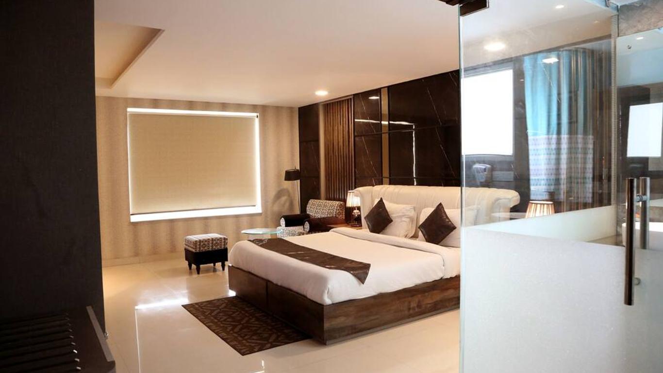 Kingdom Hotel