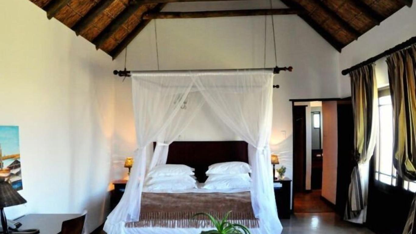 Draaihoek Lodge & Restaurant