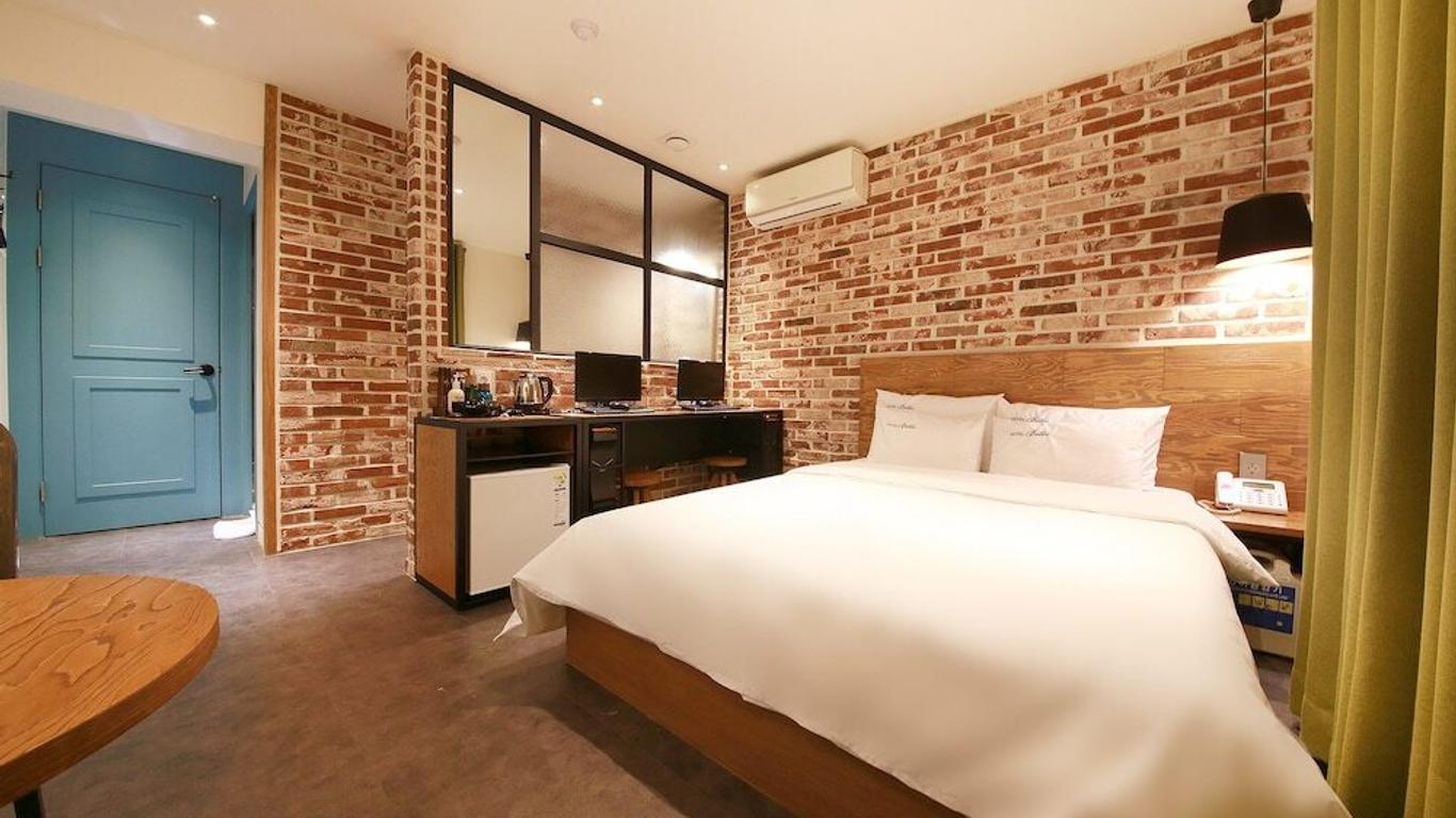 Hotel Bella