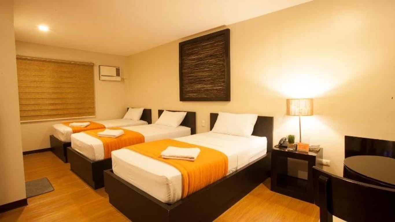 L Square Hotel