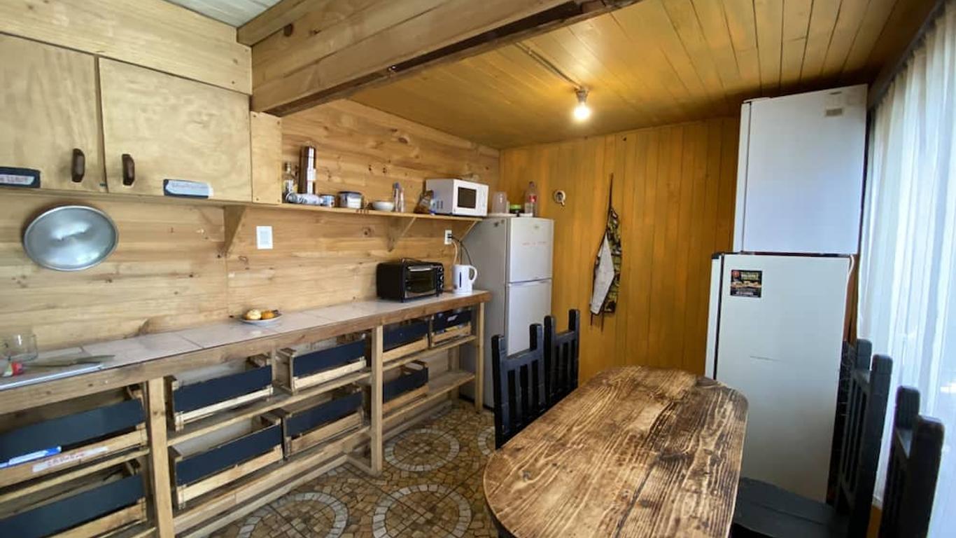 Willhouse Hostel
