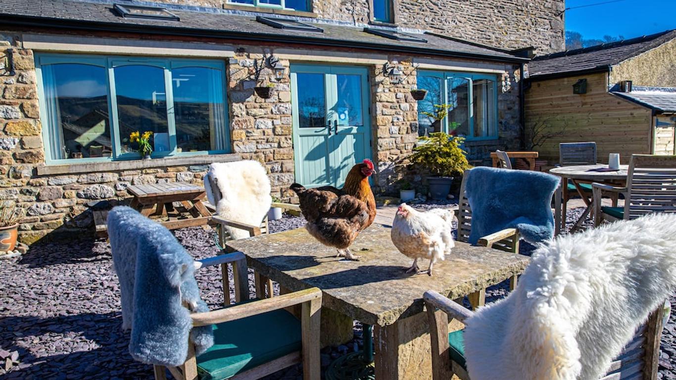 Middle Studfold Farm B&B