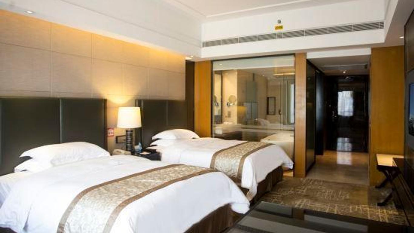 Freeland Jinglun Hotel
