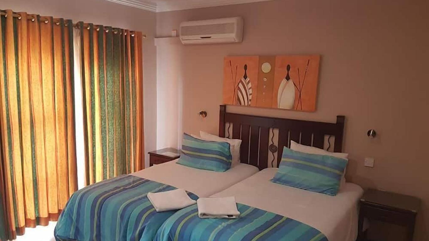 Cactus Inn