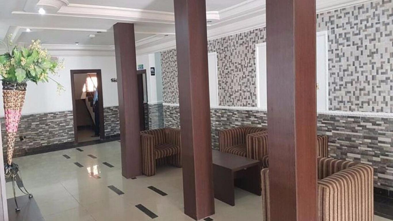 Savannah Suite Hotel Garden Gwarinpa
