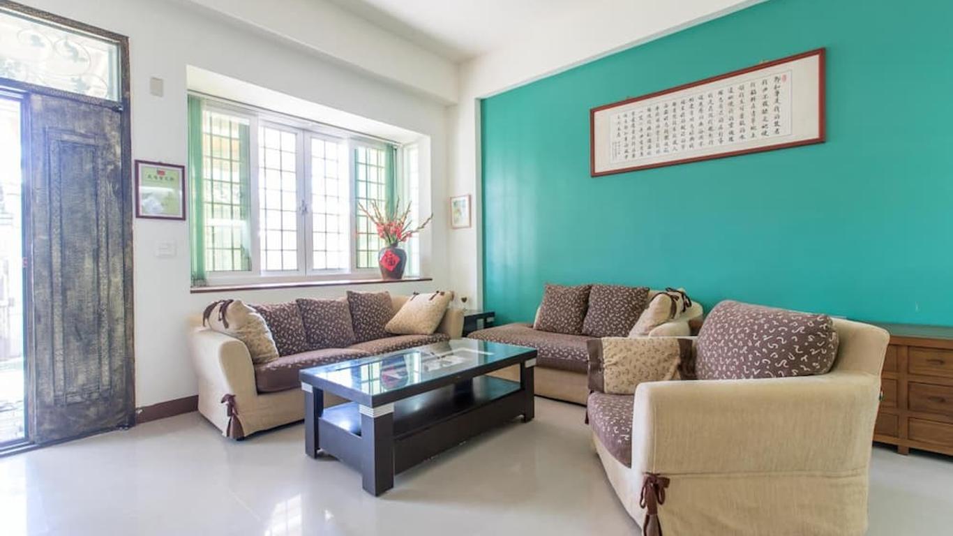 Vineyard Guest House
