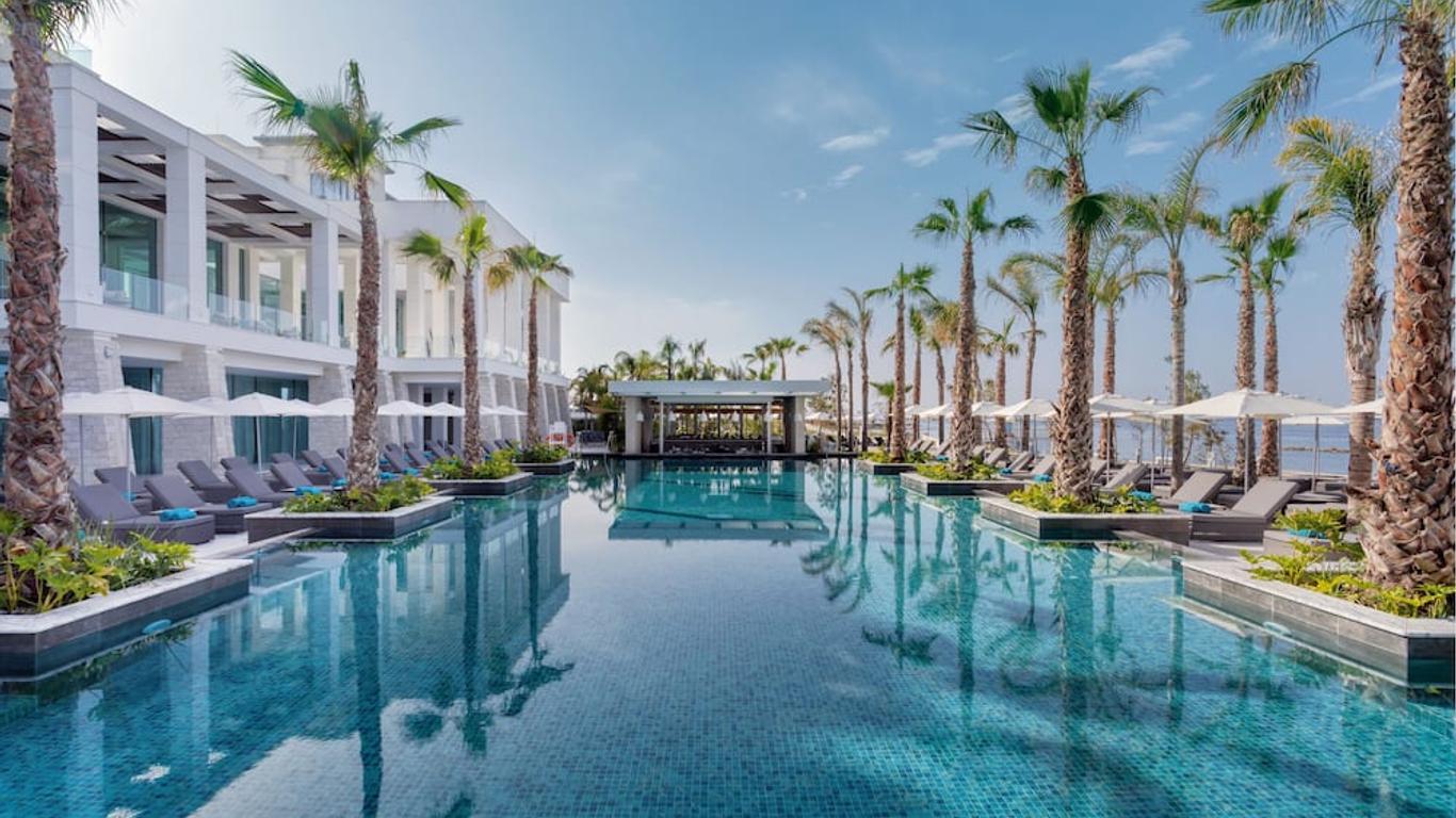 Amavi Hotel