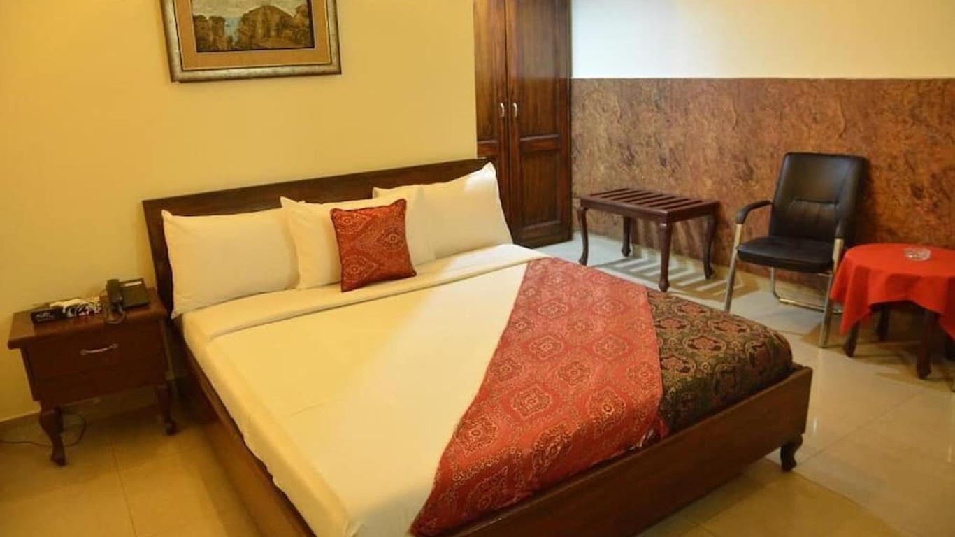 Luxury One Hotel Lahore