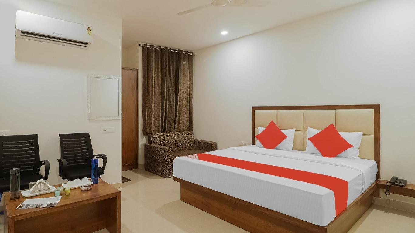 Super OYO Flagship Hotel Golfview