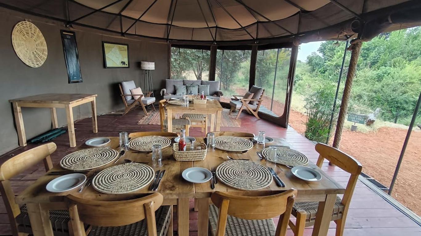 Julia's River Camp