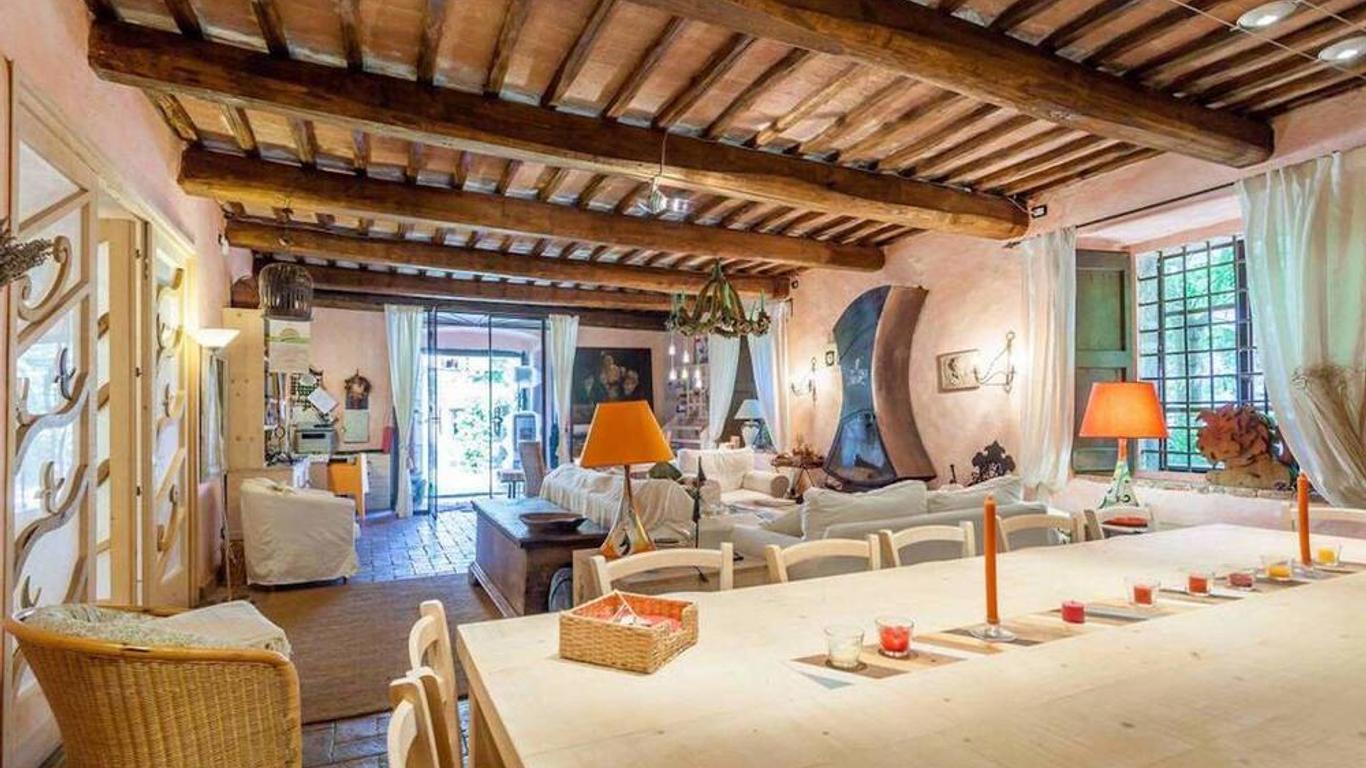 Borgo Santa Maria