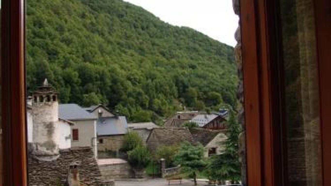 Hostal Pirineos Sarvisé